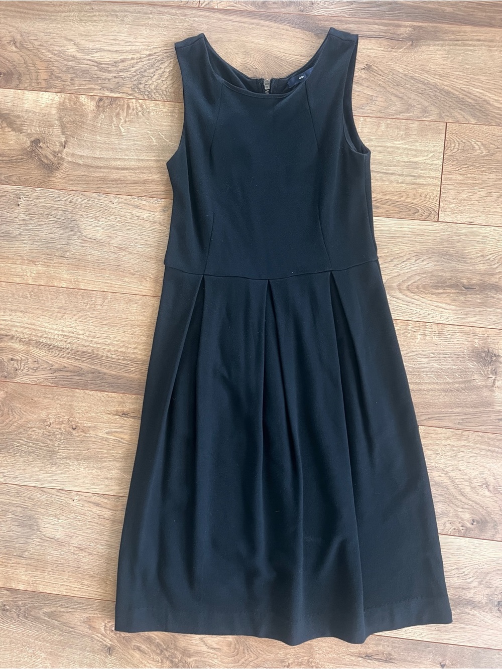 GAP Black Sleeveless A-Line Dress